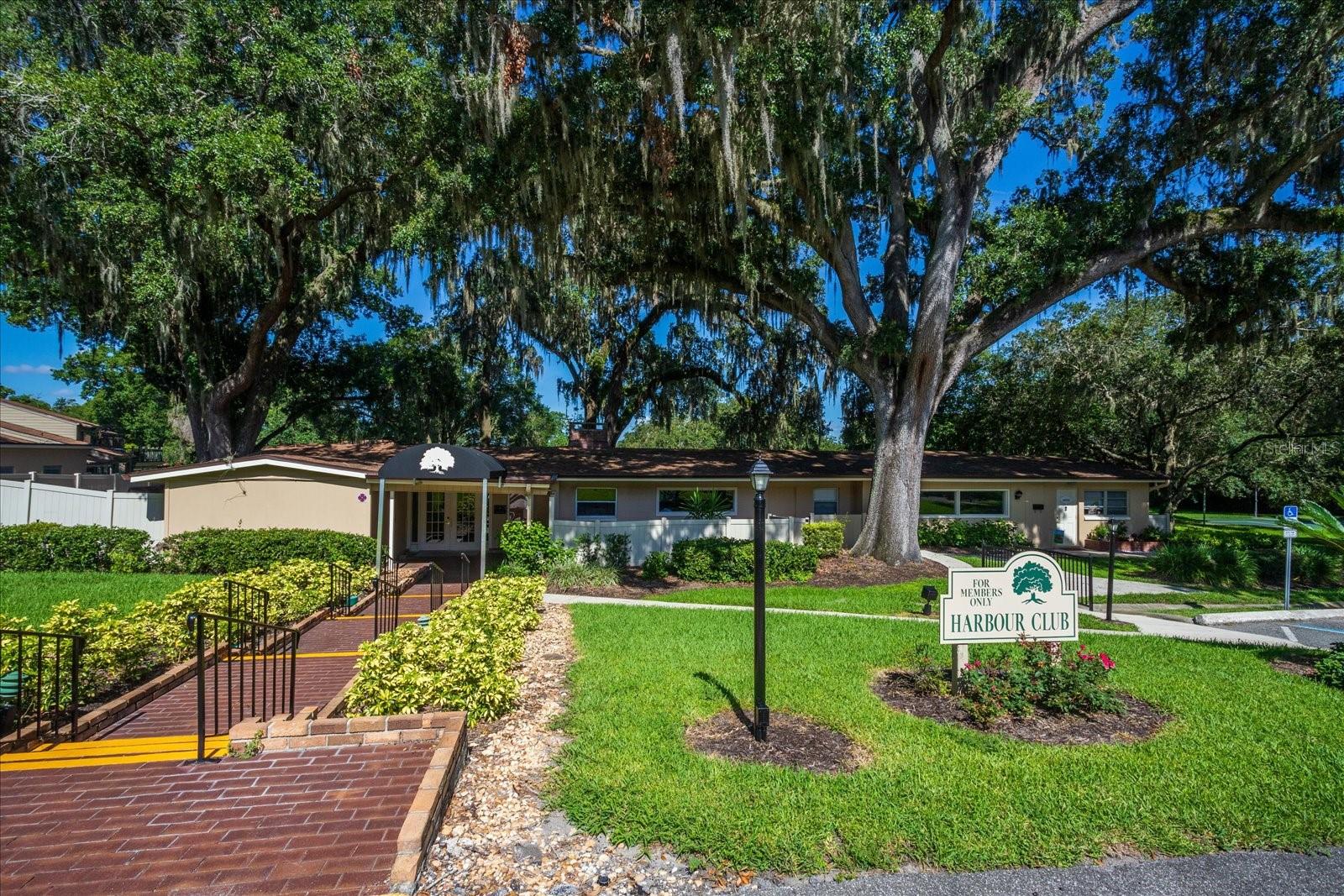 Image 30 of 56 For 487 Oak Haven Drive 487