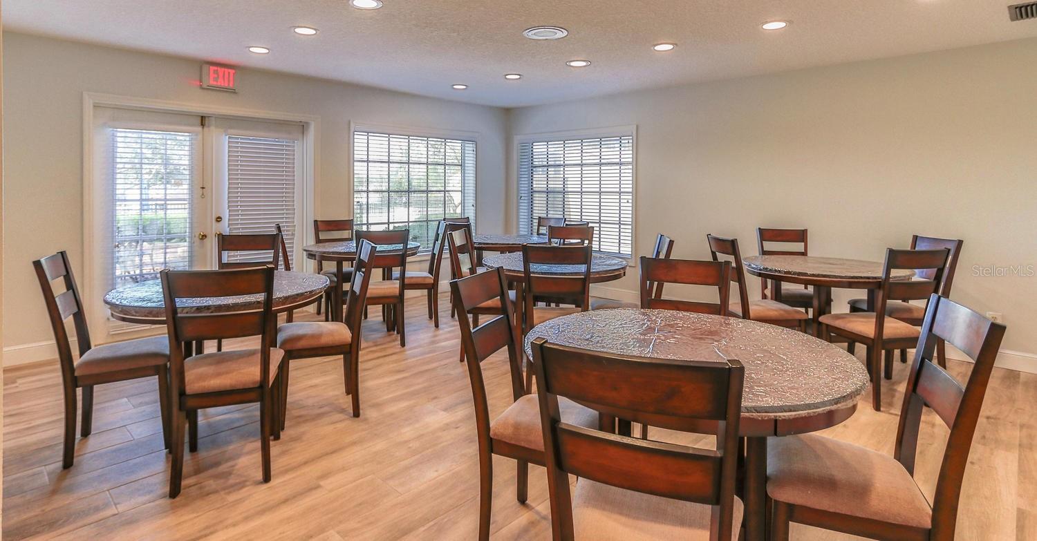 Image 33 of 56 For 487 Oak Haven Drive 487