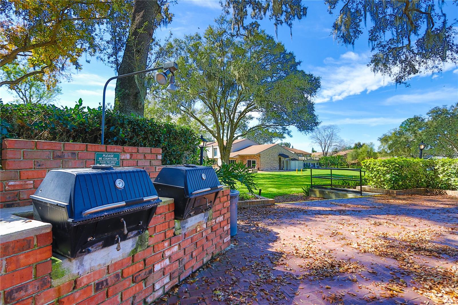 Image 37 of 56 For 487 Oak Haven Drive 487