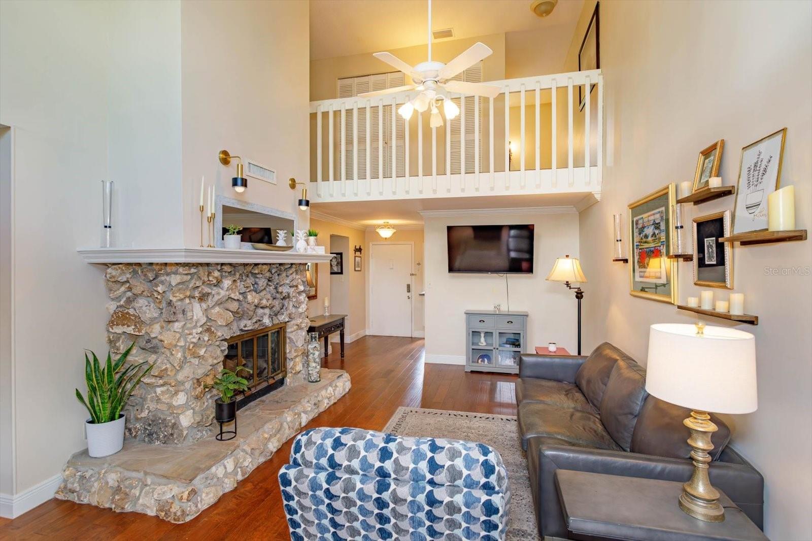 Image 7 of 56 For 487 Oak Haven Drive 487