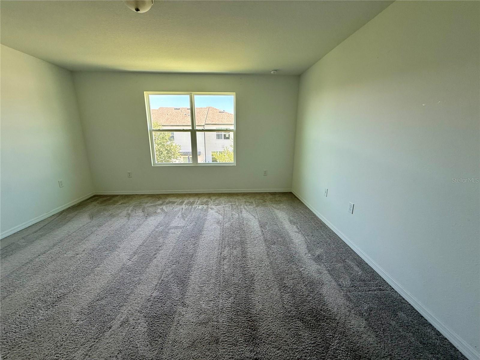 Image 7 of 14 For 476 Madison Drive