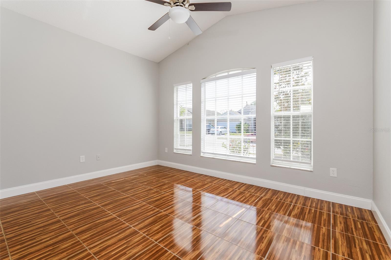 Image 9 of 16 For 130 Richmar Avenue