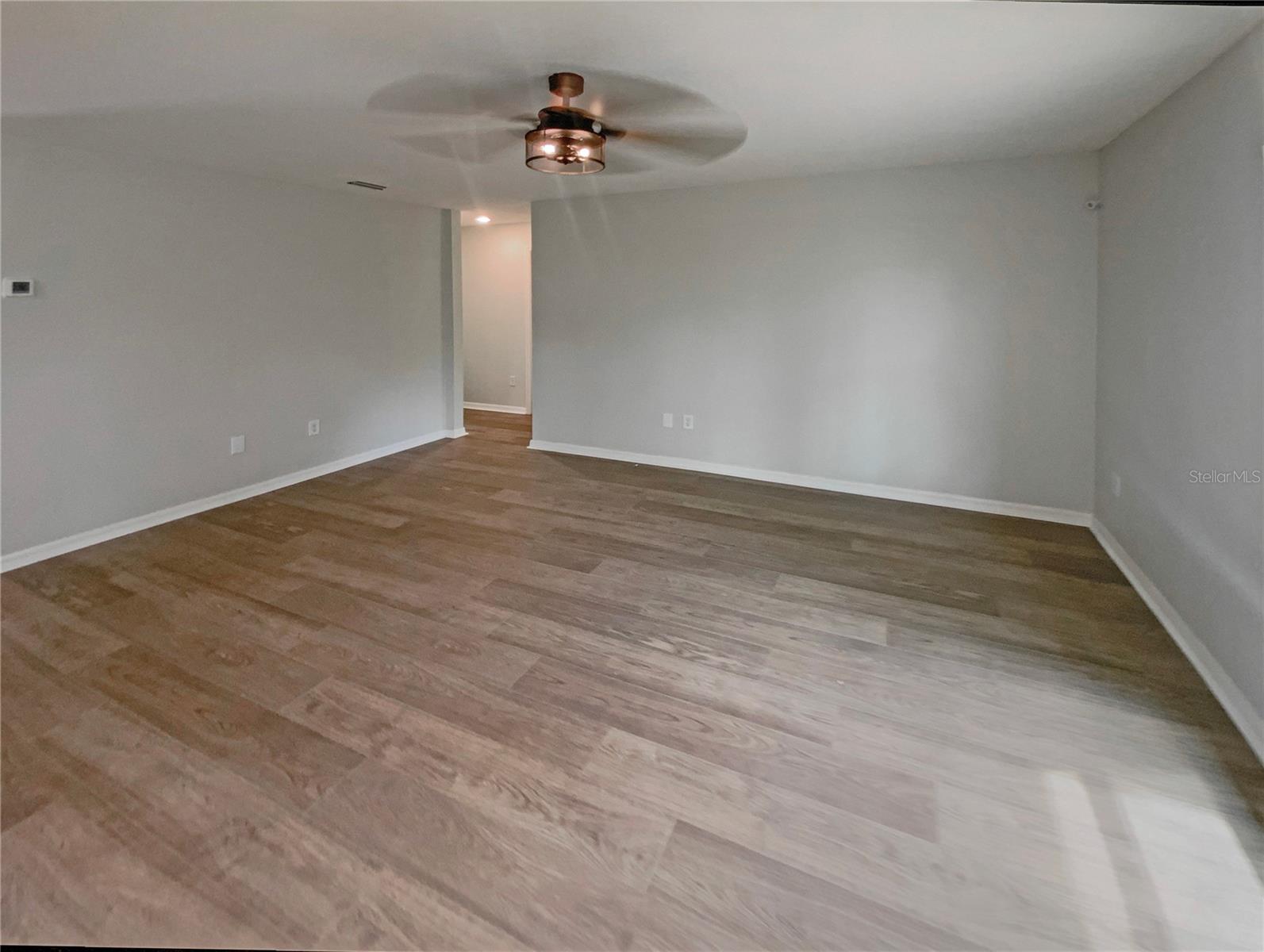Image 10 of 29 For 27118 Fernery Avenue