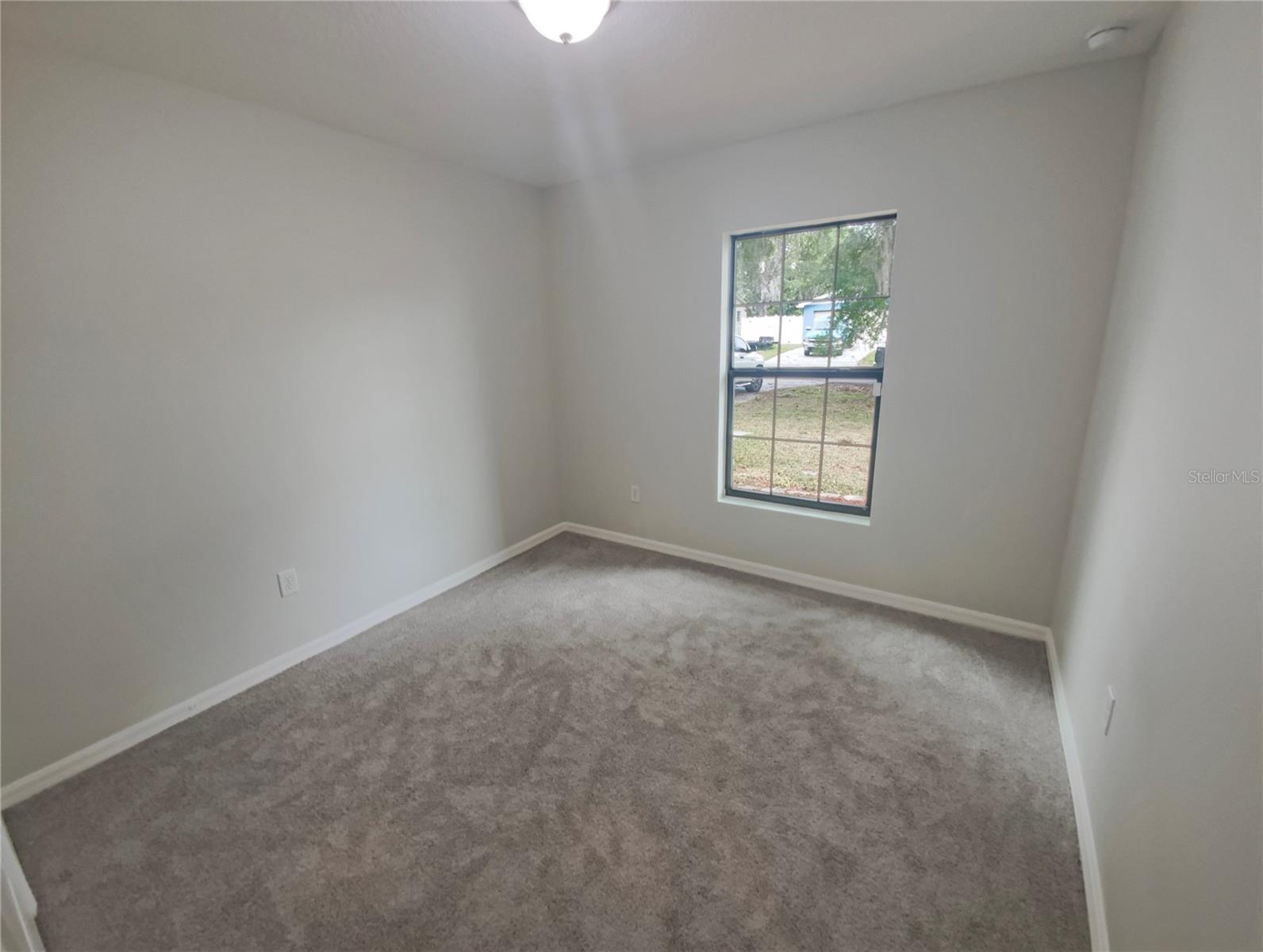 Image 16 of 29 For 27118 Fernery Avenue