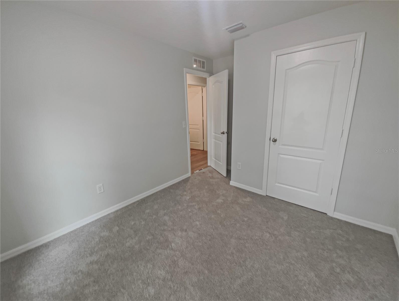 Image 17 of 29 For 27118 Fernery Avenue