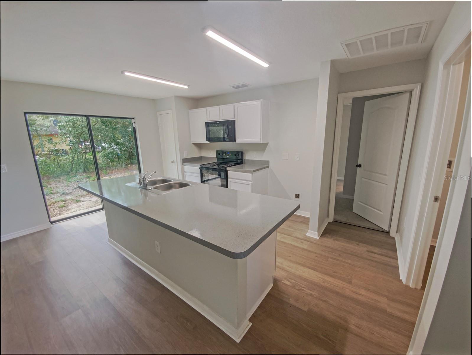 Image 28 of 29 For 27118 Fernery Avenue
