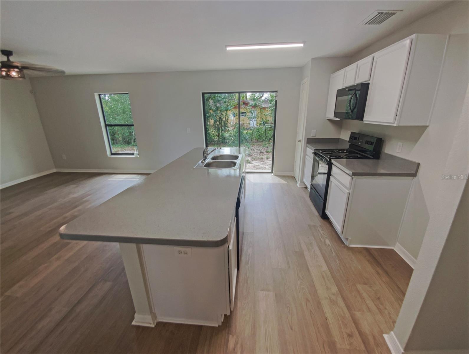 Image 9 of 29 For 27118 Fernery Avenue