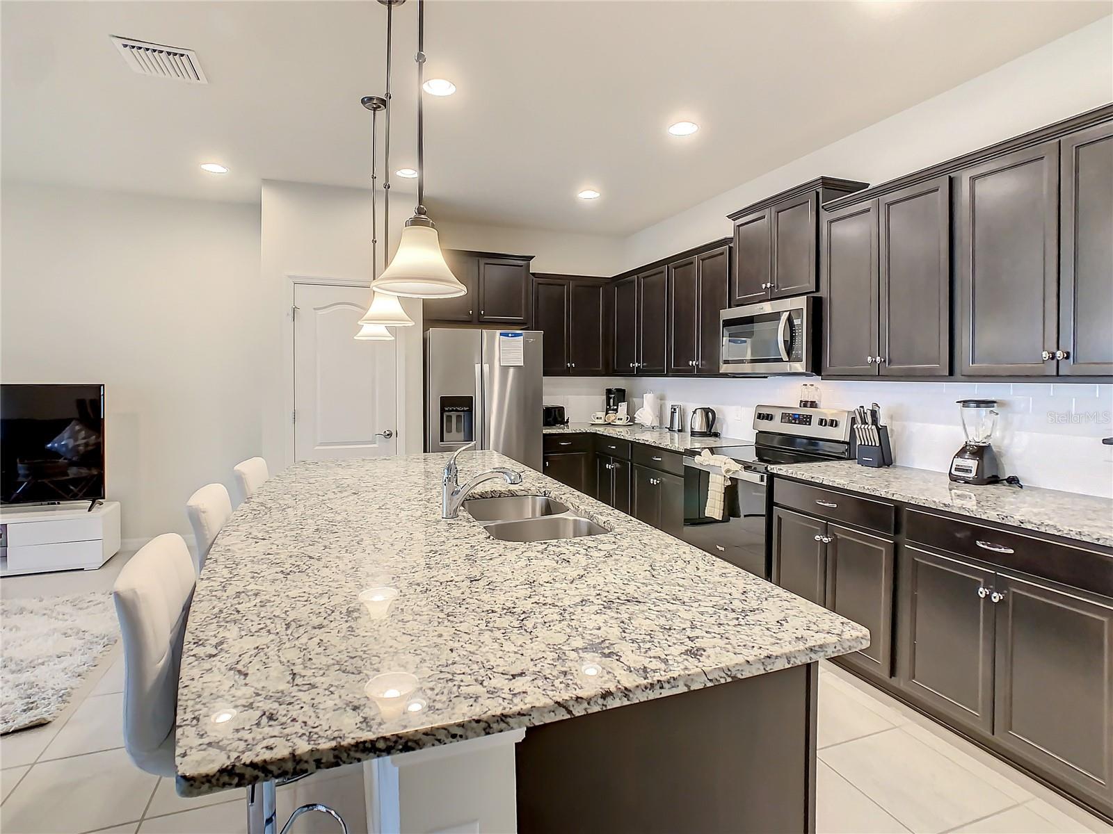 Image 8 of 61 For 2412 Tanger Drive