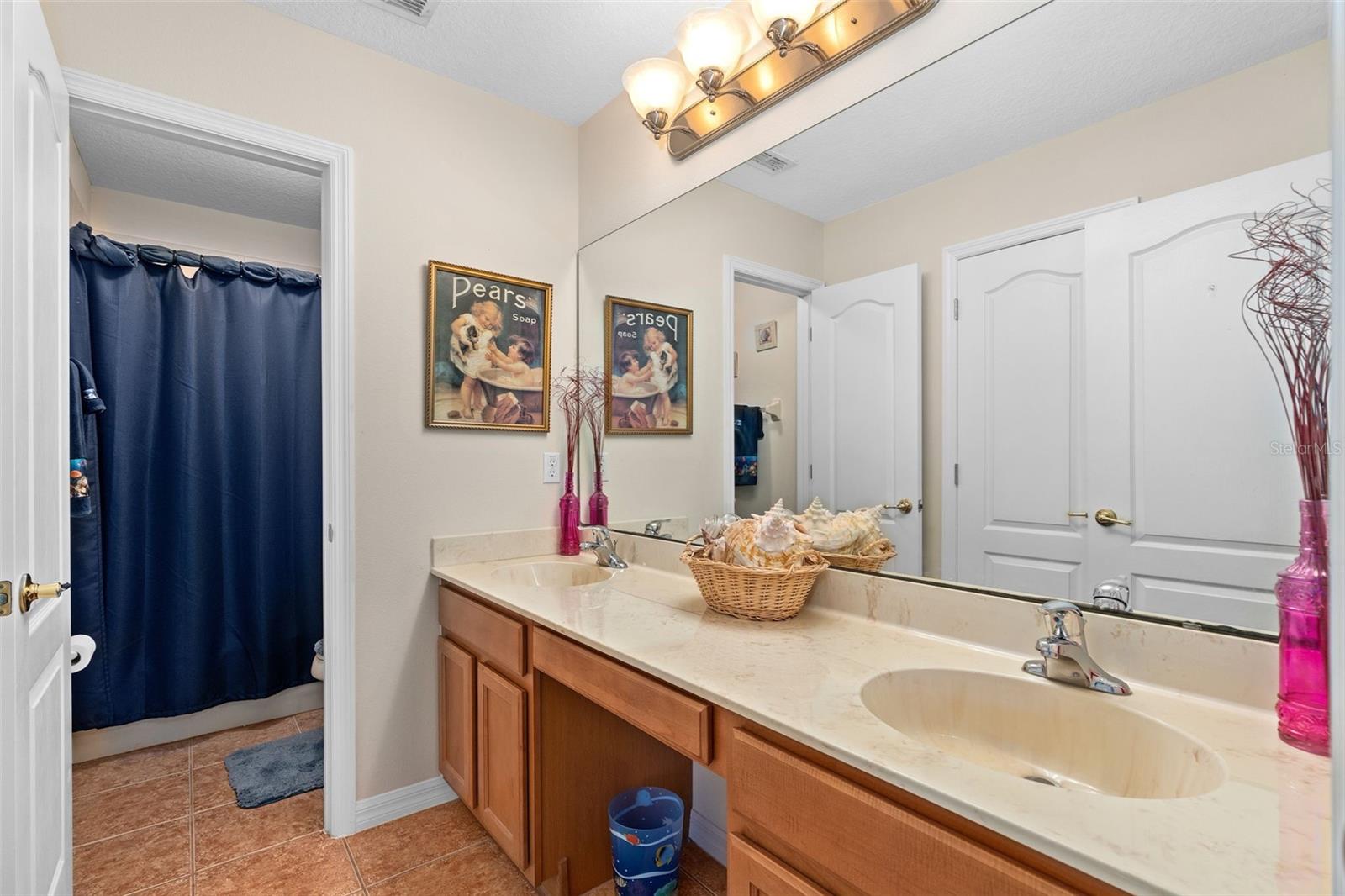 Image 33 of 53 For 920 Nola Drive