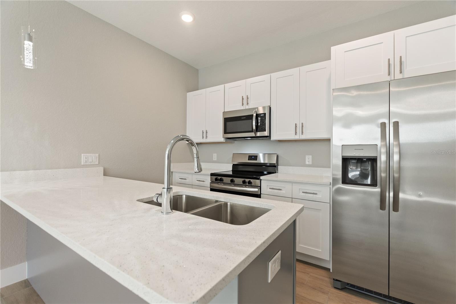 Image 10 of 30 For 804 Colville Drive