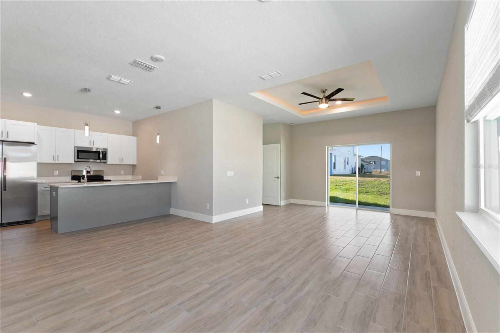 Image 14 of 30 For 804 Colville Drive