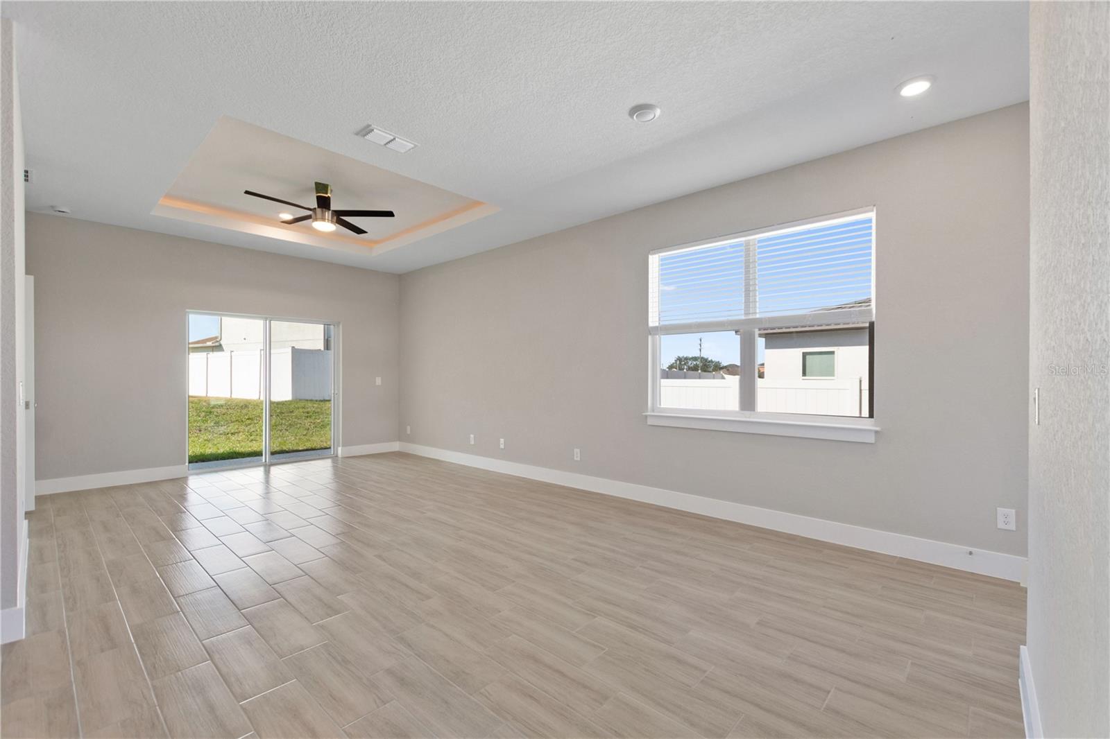 Image 7 of 30 For 804 Colville Drive