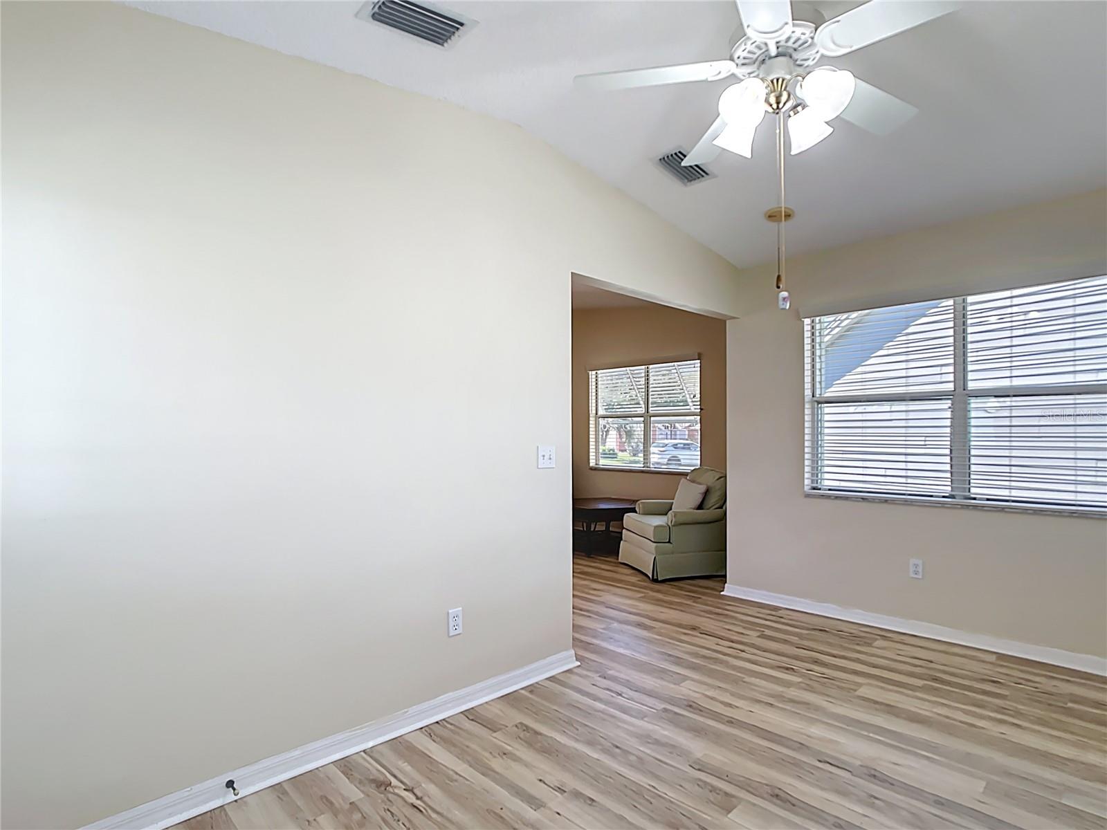 Image 14 of 43 For 840 Cortez Avenue