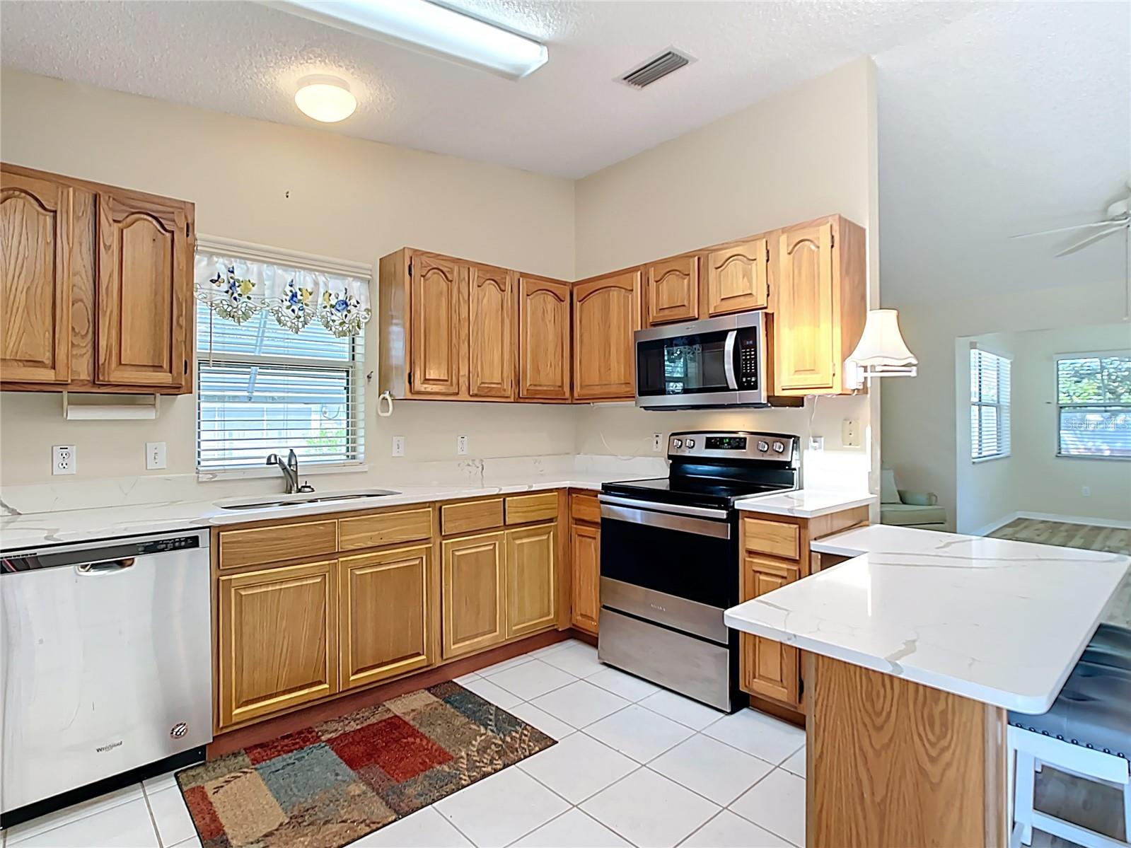 Image 7 of 43 For 840 Cortez Avenue