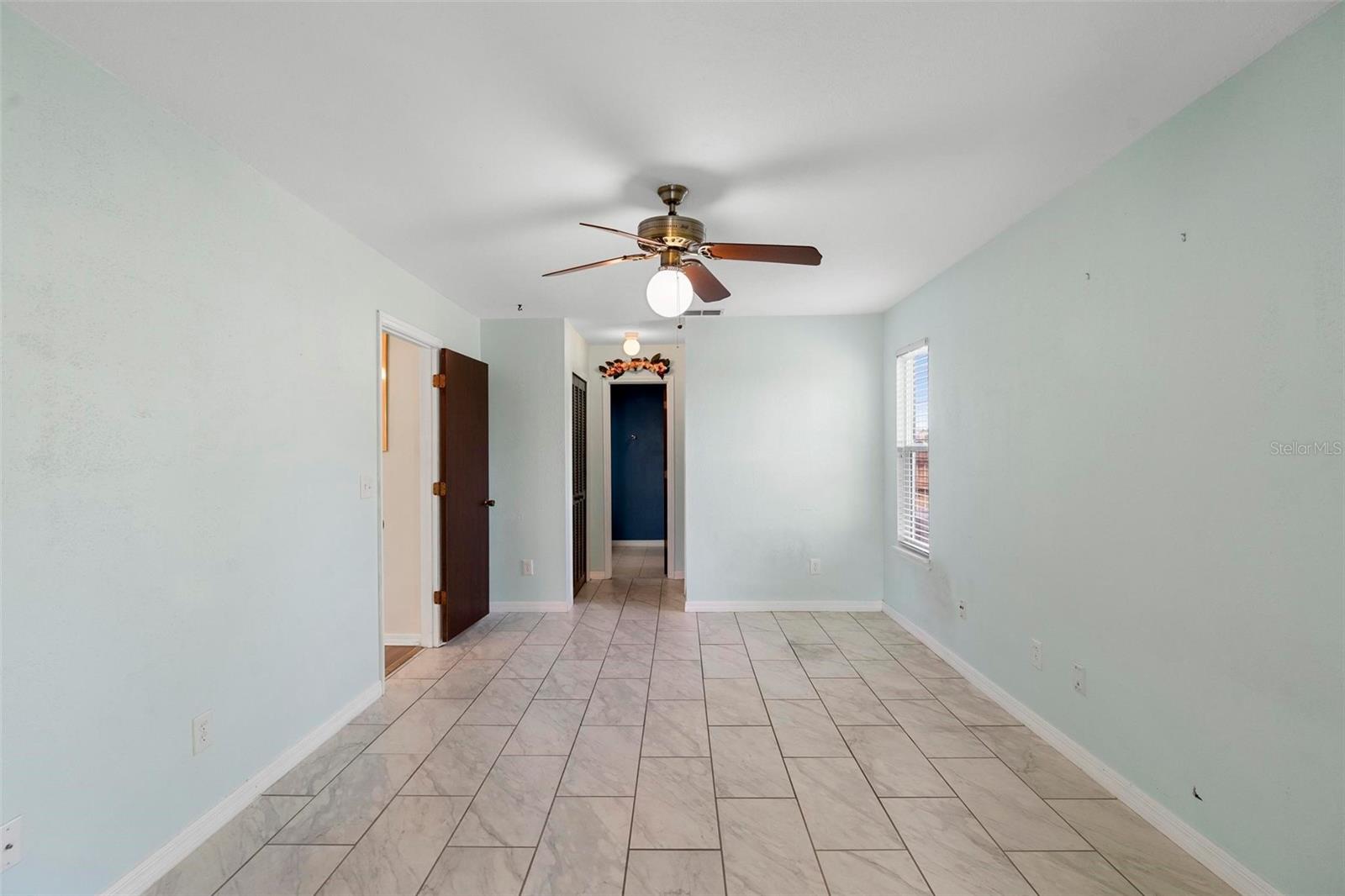 Image 17 of 43 For 2351 Montano Street