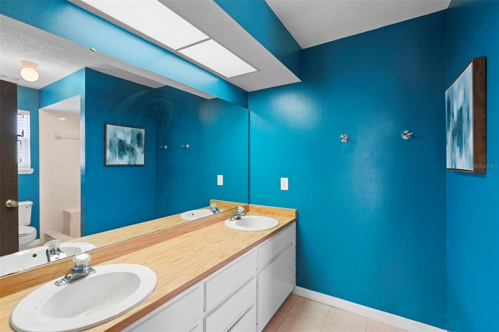 Image 19 of 43 For 2351 Montano Street