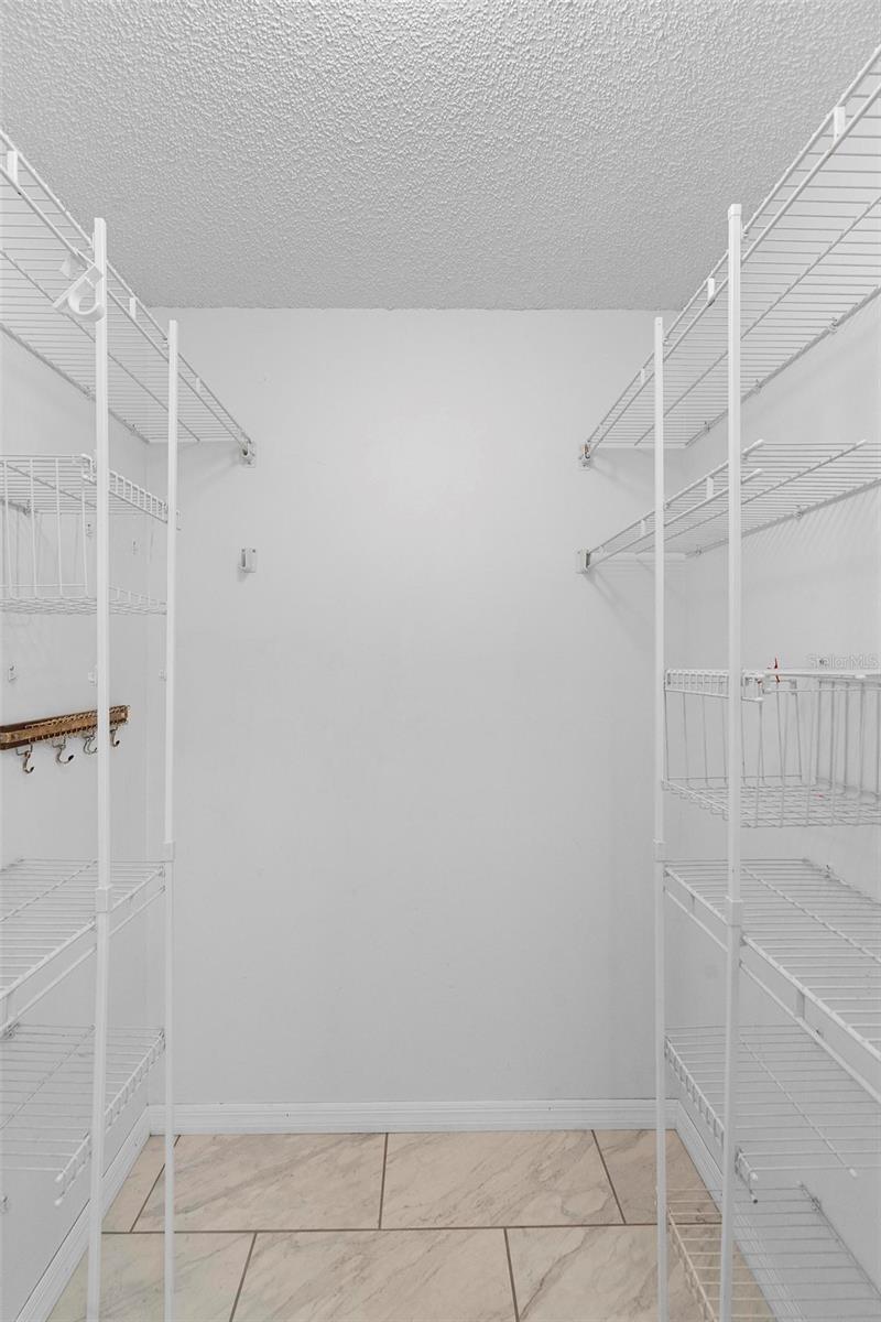 Image 22 of 43 For 2351 Montano Street