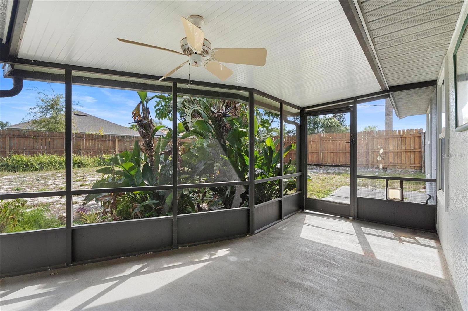 Image 31 of 43 For 2351 Montano Street