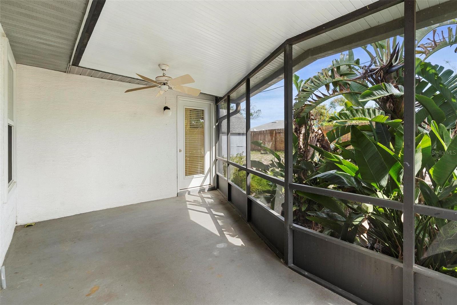 Image 33 of 43 For 2351 Montano Street