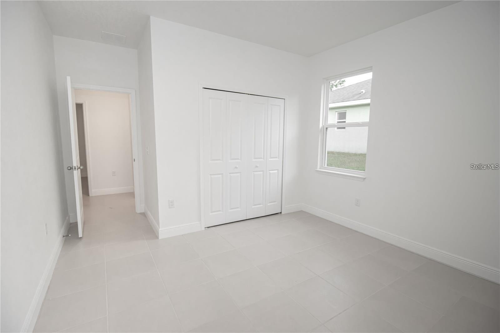 Image 28 of 40 For 15936 35th Court Road