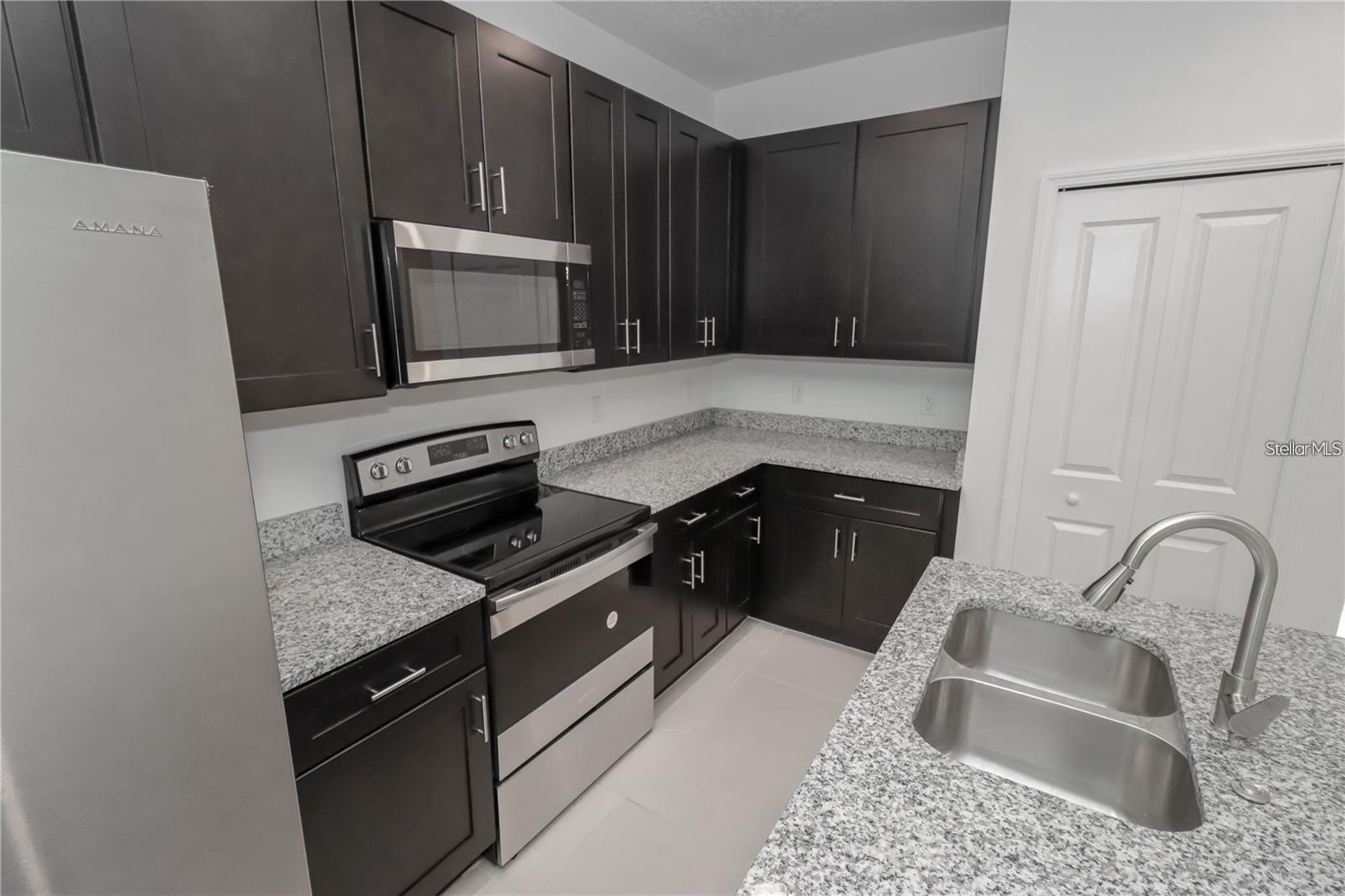 Image 9 of 40 For 15936 35th Court Road
