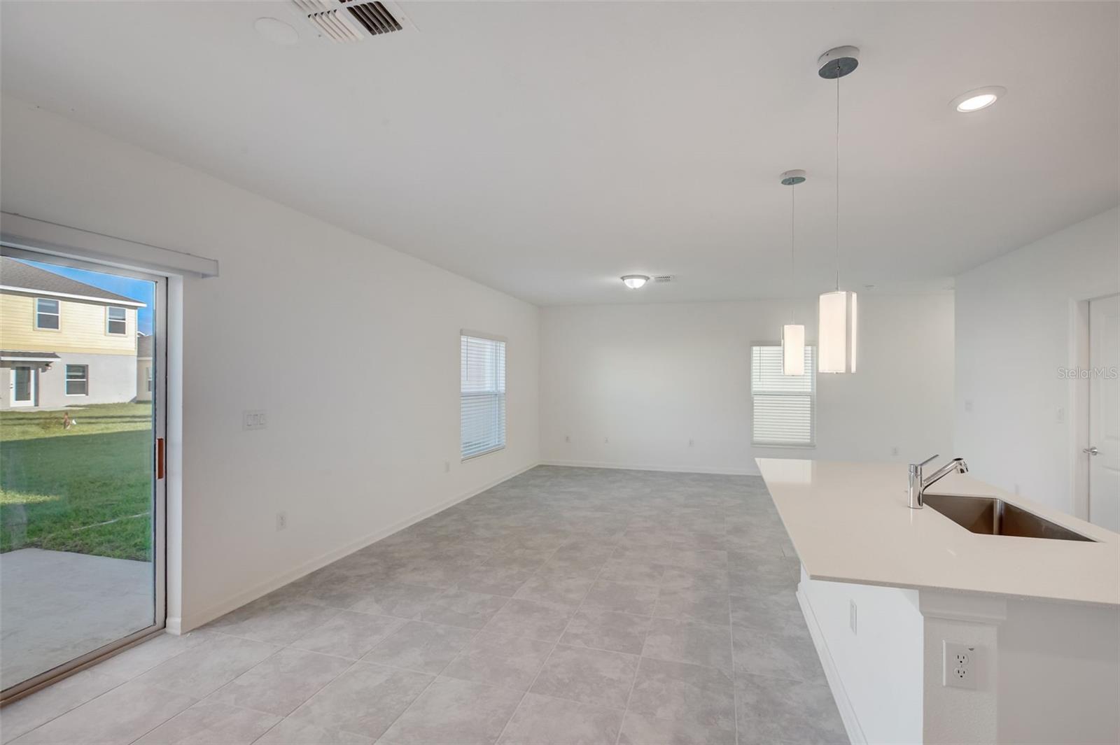 Image 11 of 38 For 633 Trotters Drive