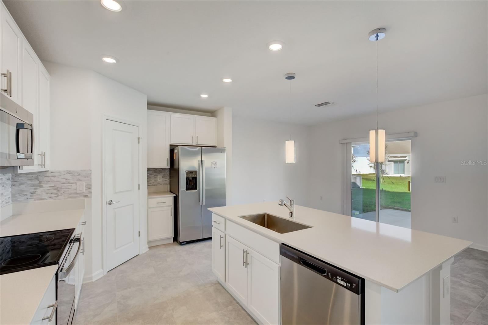 Image 15 of 38 For 633 Trotters Drive