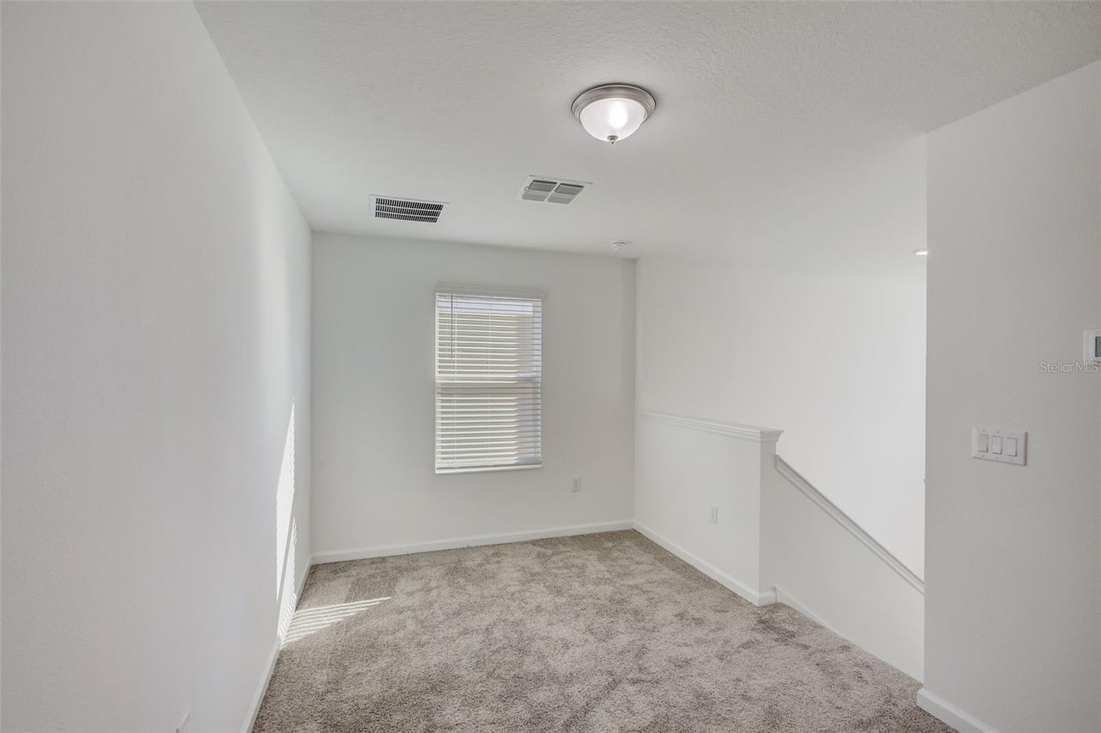 Image 19 of 38 For 633 Trotters Drive