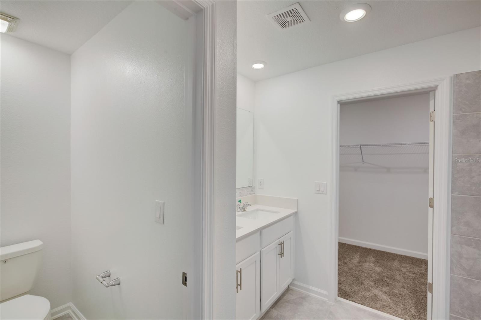 Image 22 of 38 For 633 Trotters Drive