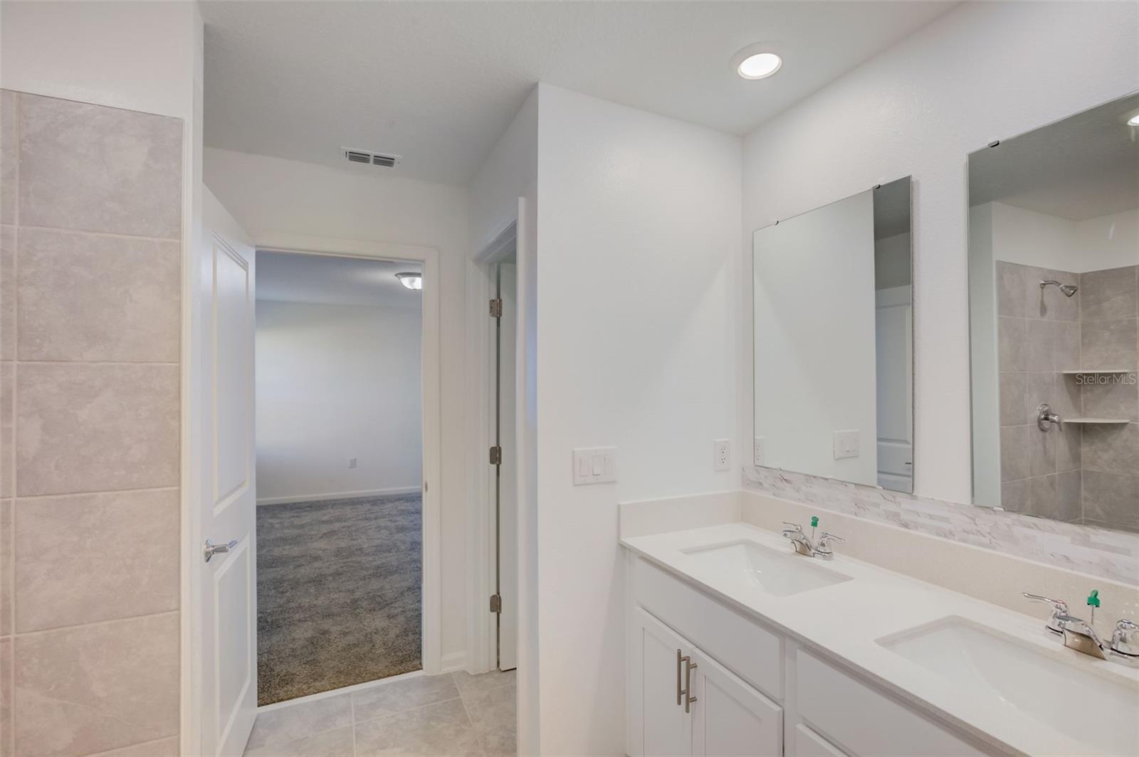 Image 24 of 38 For 633 Trotters Drive