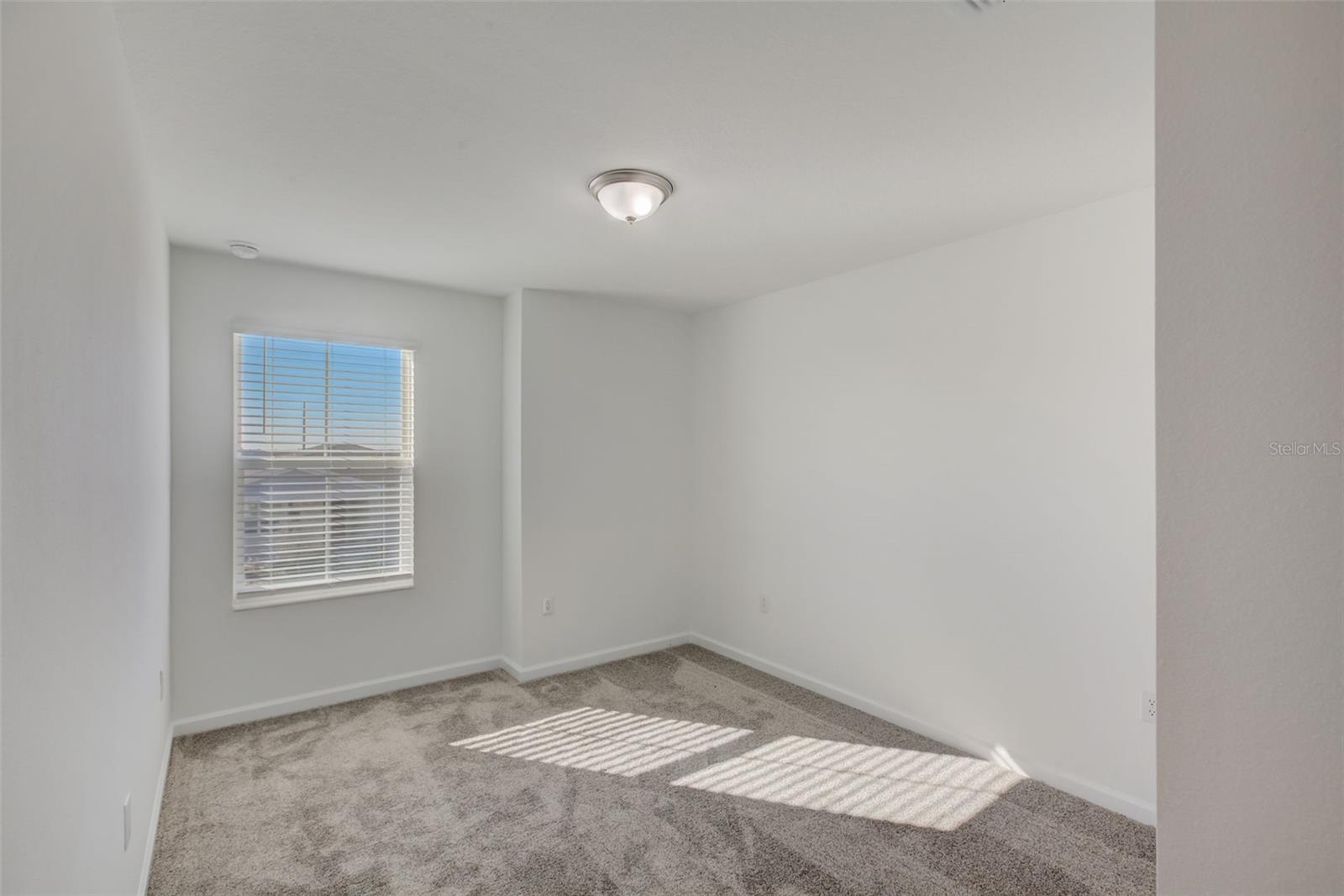 Image 30 of 38 For 633 Trotters Drive