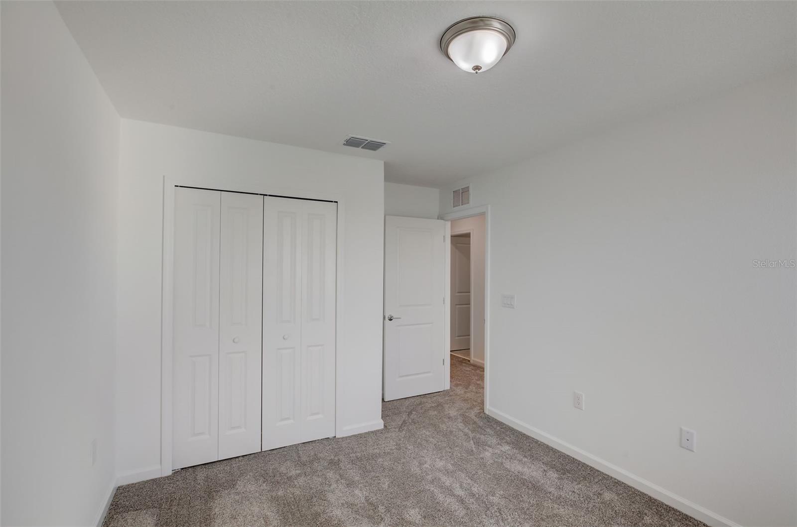 Image 31 of 38 For 633 Trotters Drive