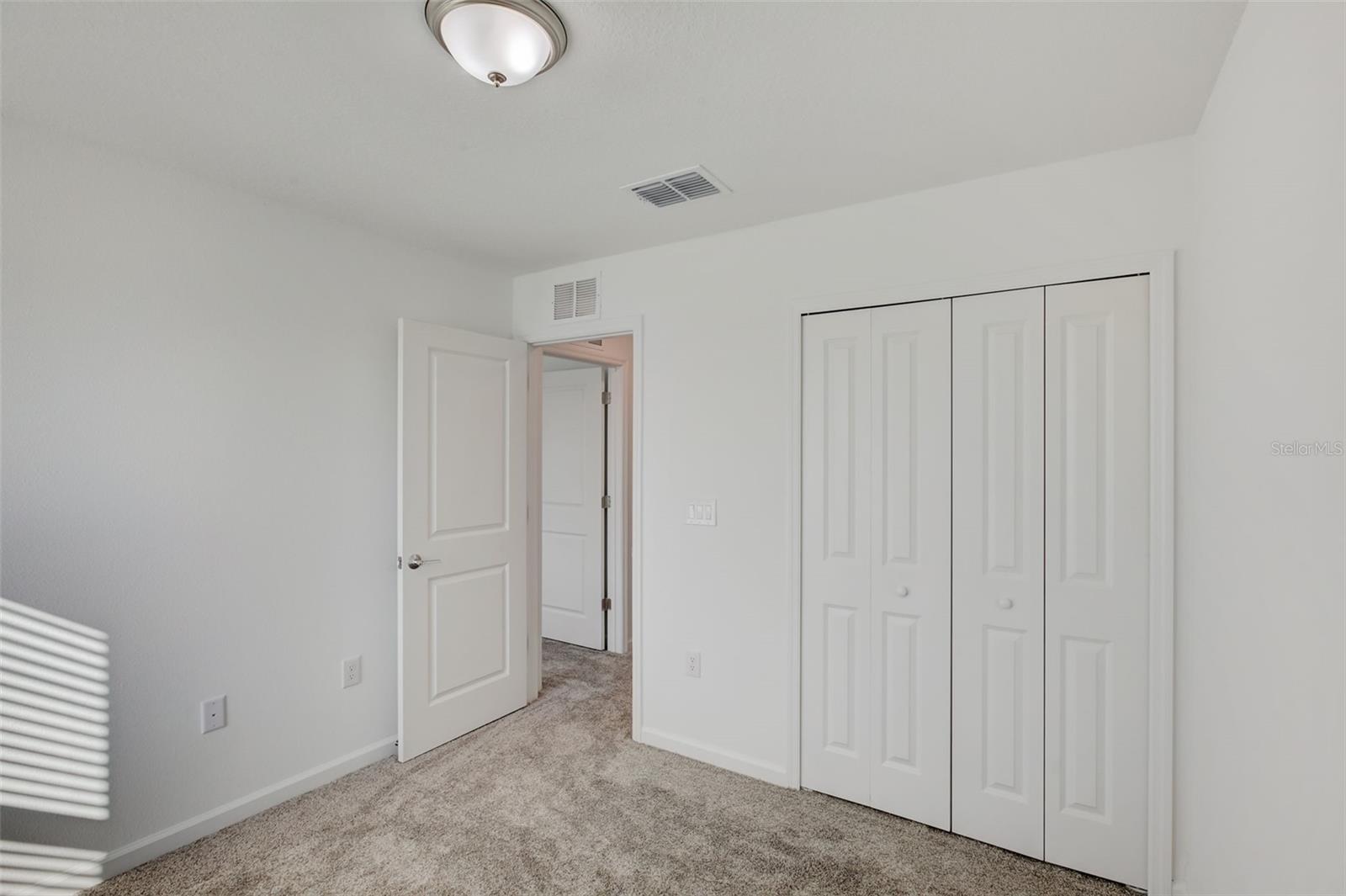 Image 33 of 38 For 633 Trotters Drive