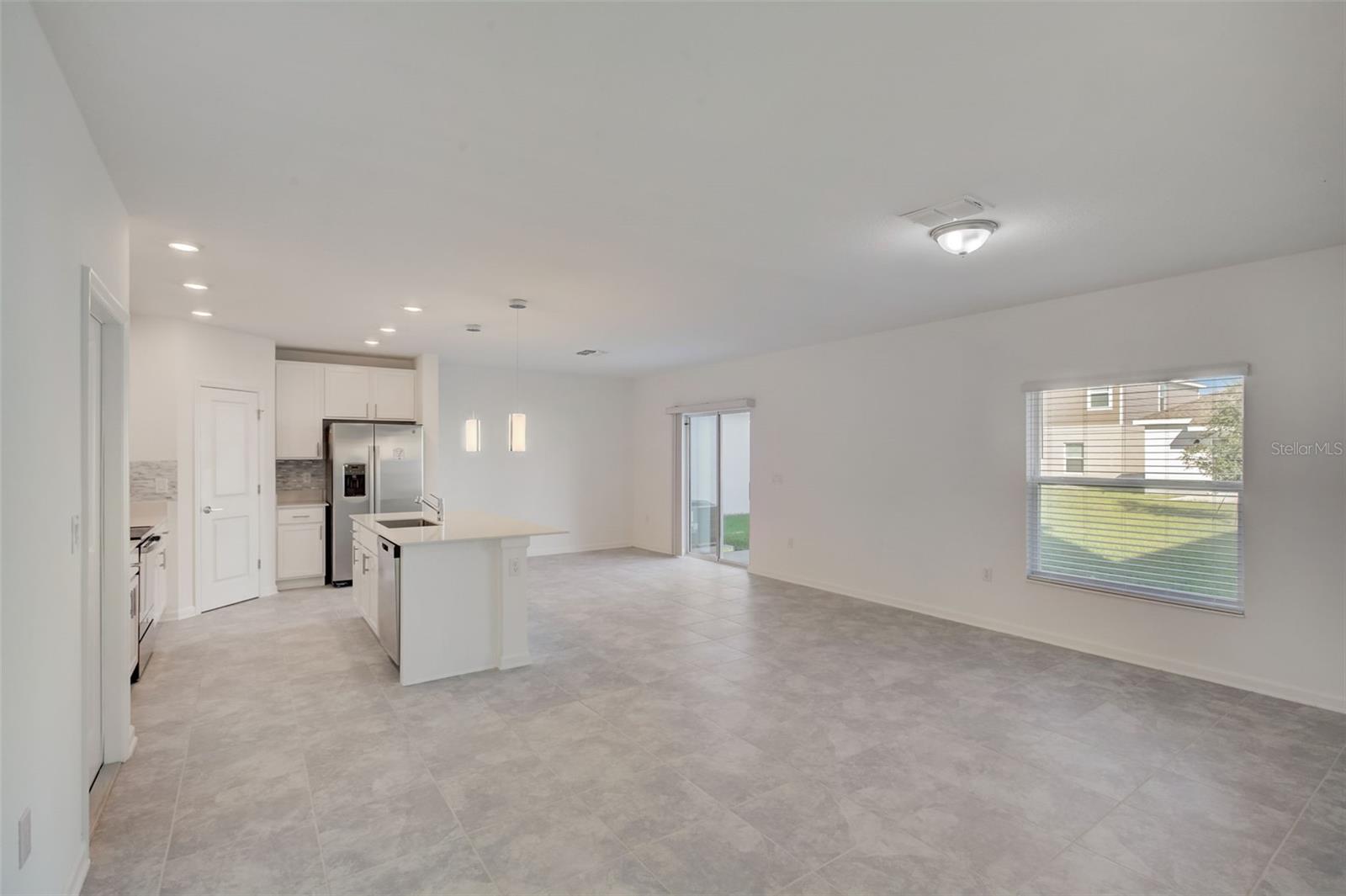 Image 8 of 38 For 633 Trotters Drive