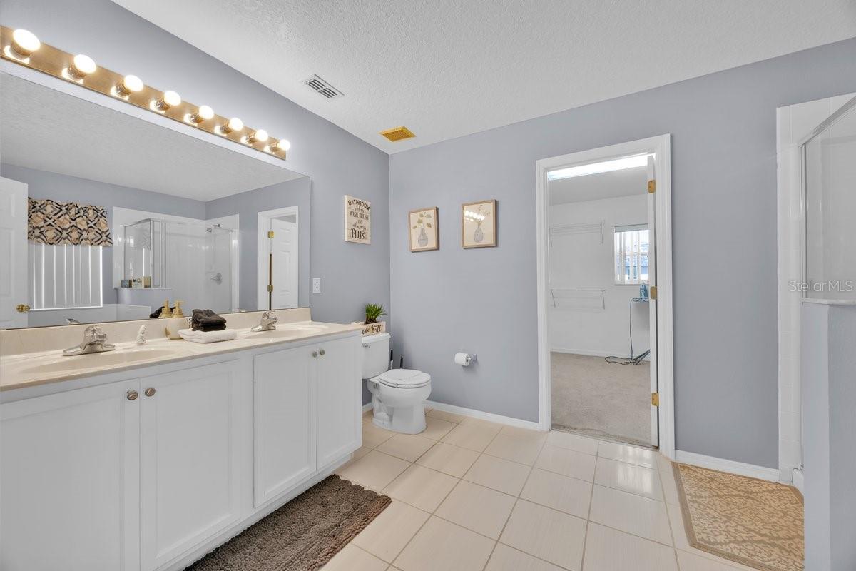 Image 21 of 27 For 16844 Rising Star Drive