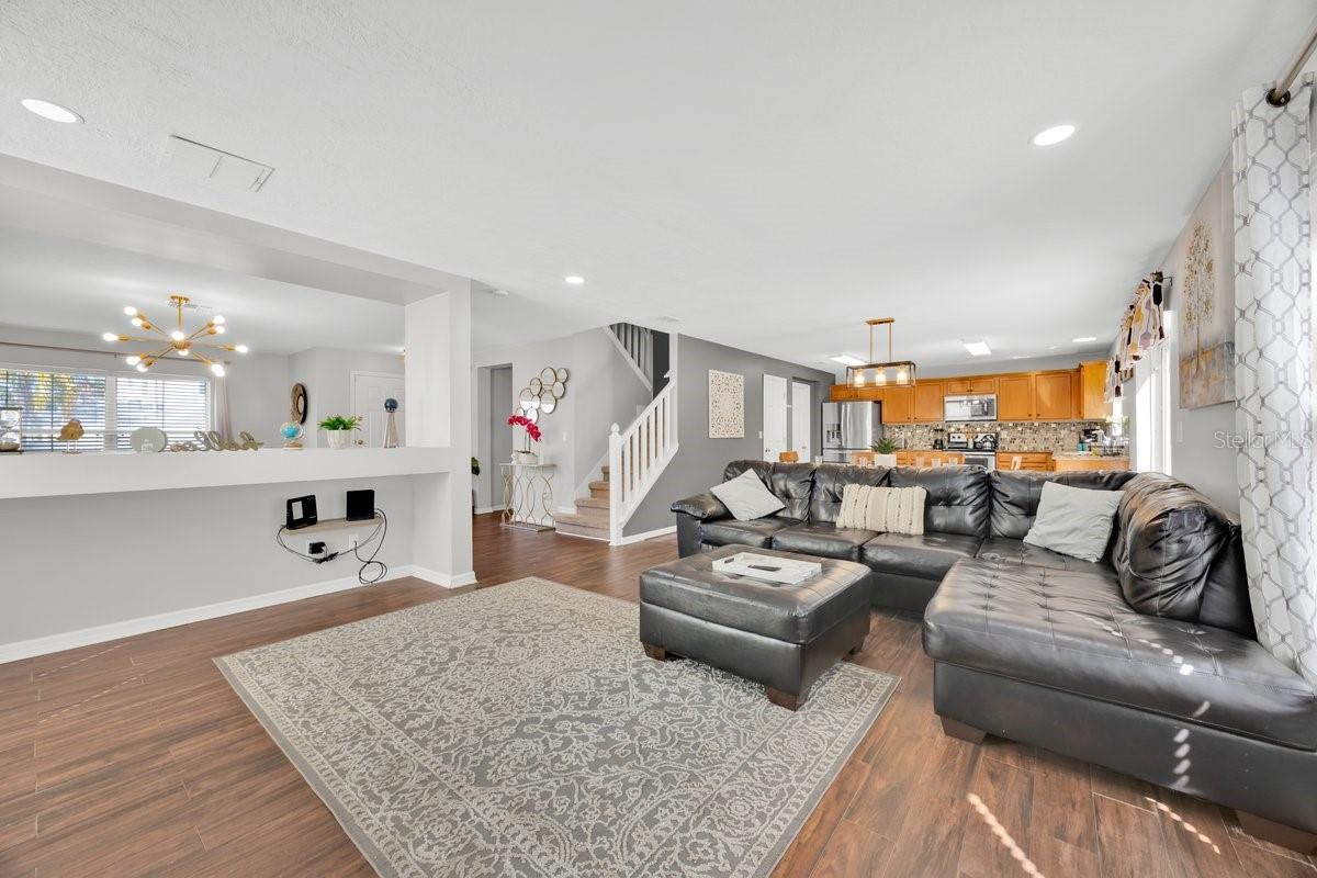 Image 8 of 27 For 16844 Rising Star Drive