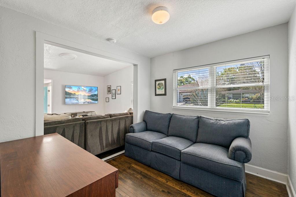 Image 11 of 40 For 2501 Weber Street
