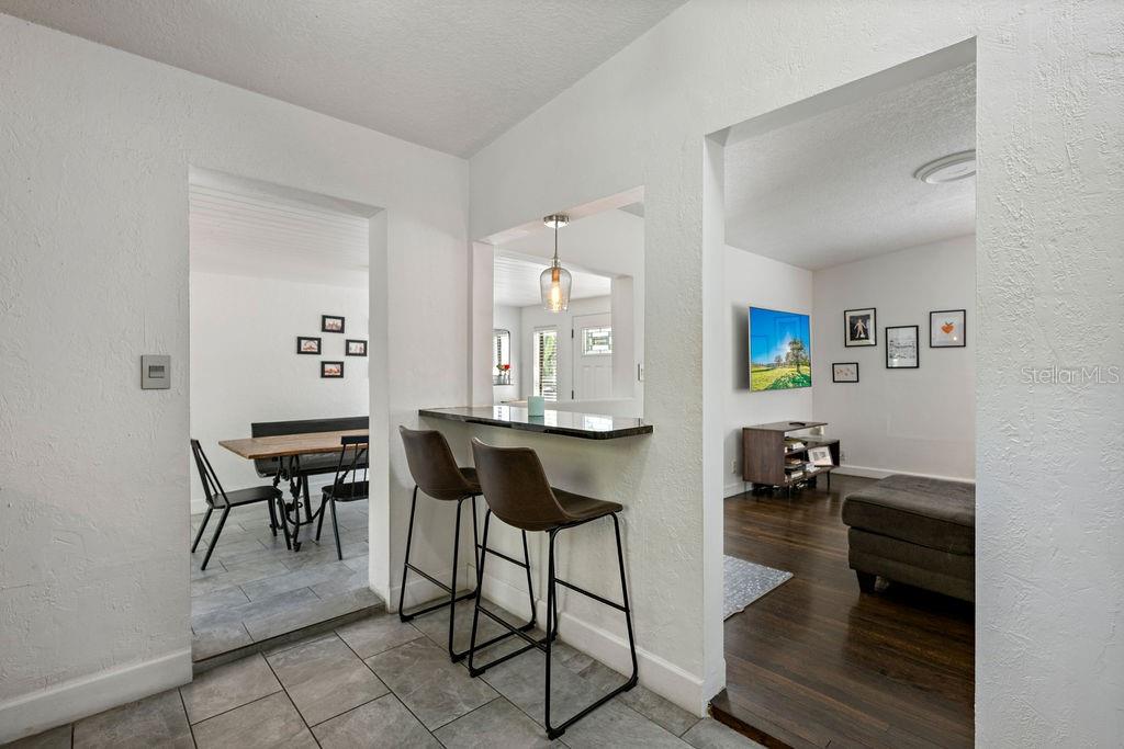 Image 13 of 40 For 2501 Weber Street
