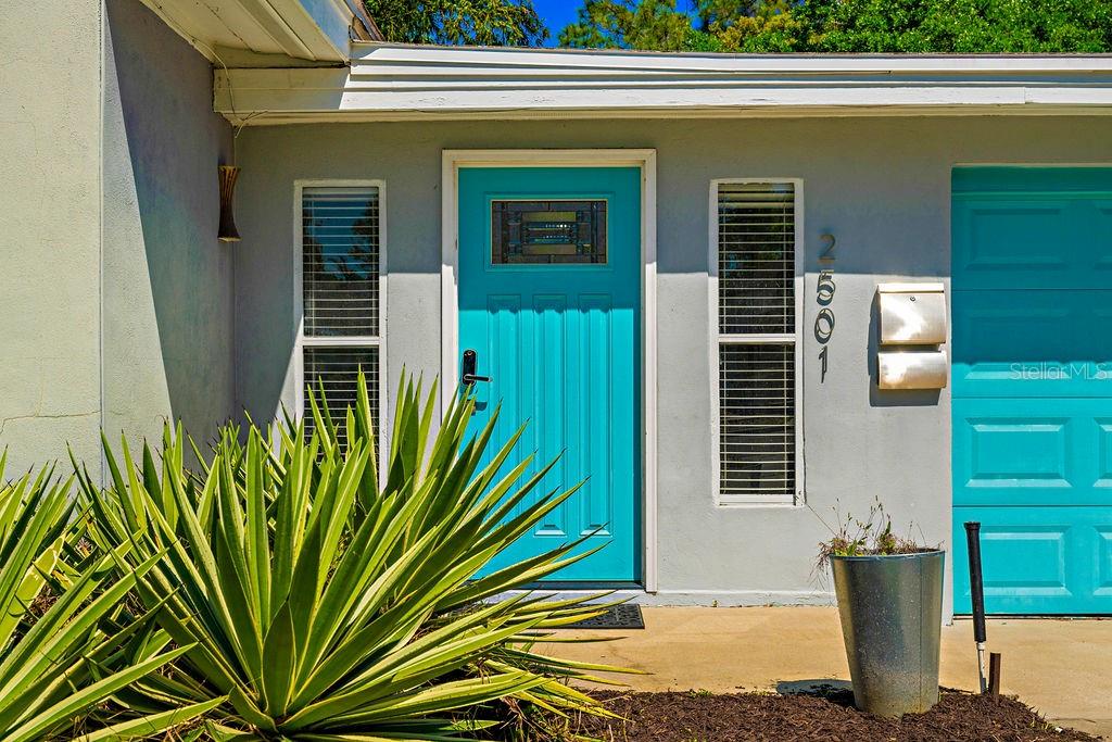 Image 4 of 40 For 2501 Weber Street