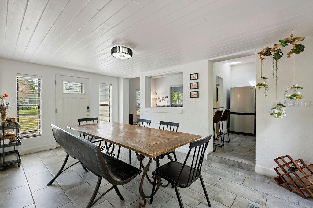 Image 6 of 40 For 2501 Weber Street