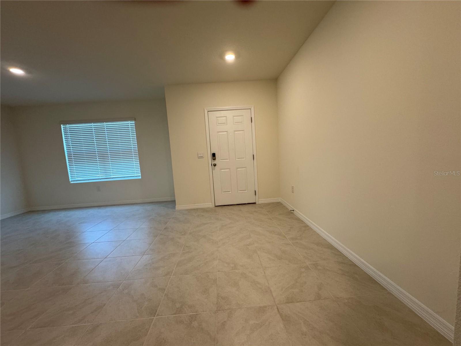 Image 10 of 33 For 428 Preston Cove Drive