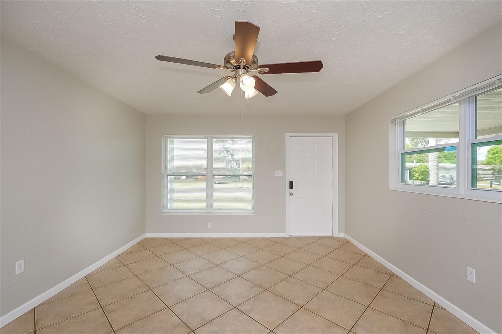 Image 3 of 16 For 3719 Aloha Drive