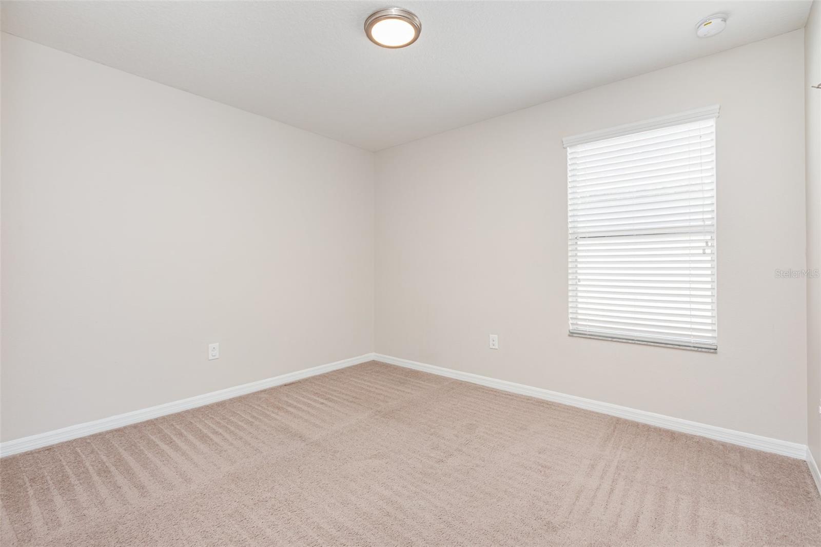 Image 15 of 23 For 13417 Lake Monroe Place