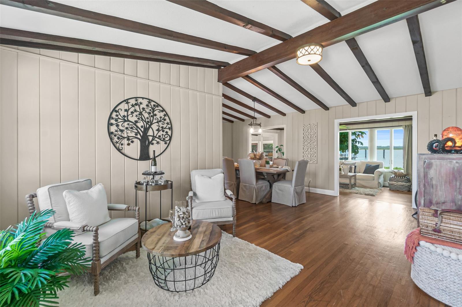 Image 11 of 59 For 3168 Peninsula Drive