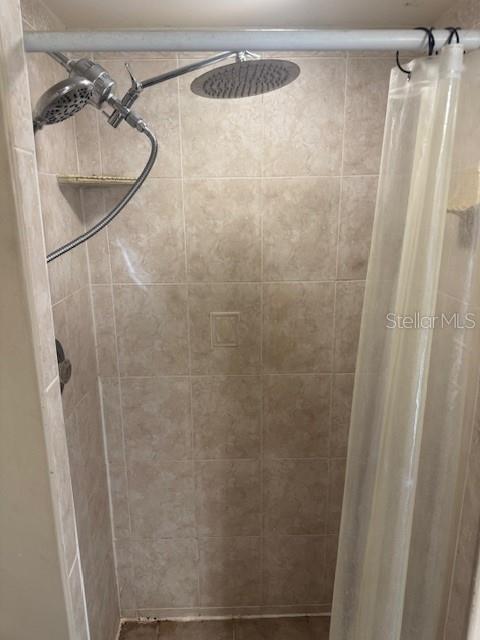 Image 14 of 18 For 5286 Willow Court 505