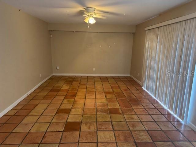 Image 6 of 18 For 5286 Willow Court 505