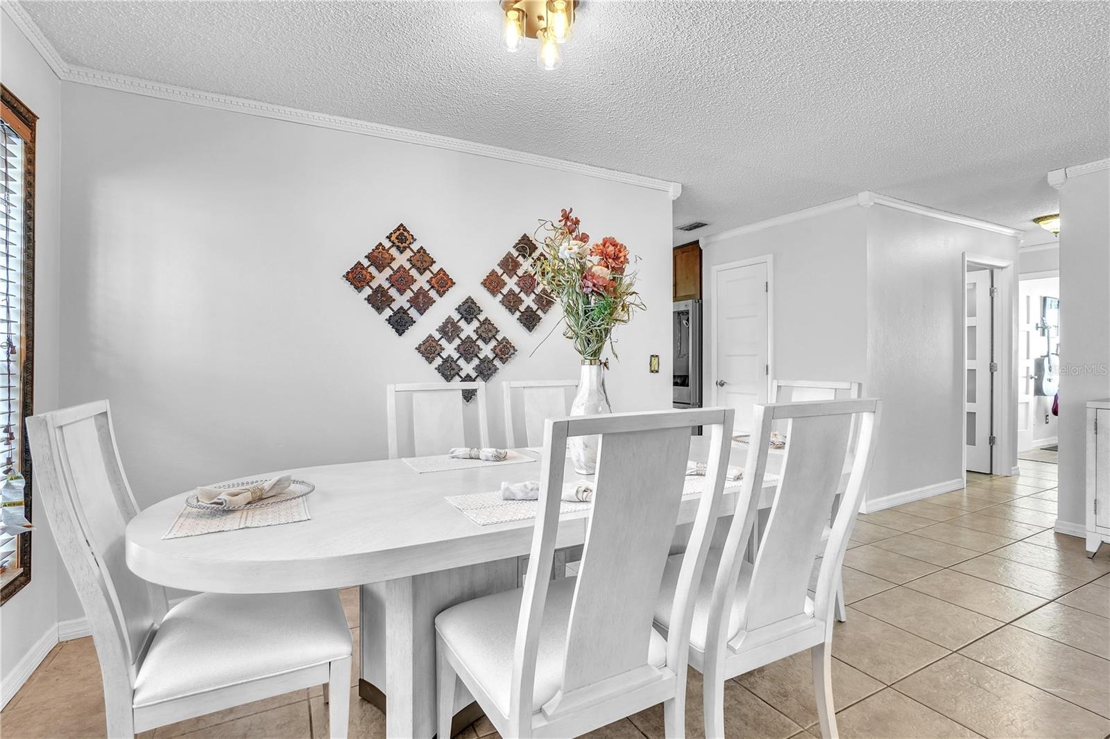 Image 10 of 42 For 300 Augustine Court
