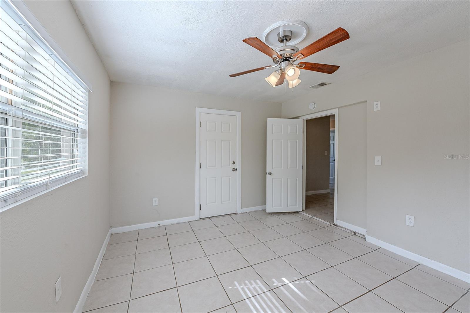 Image 17 of 36 For 73 Channing Avenue