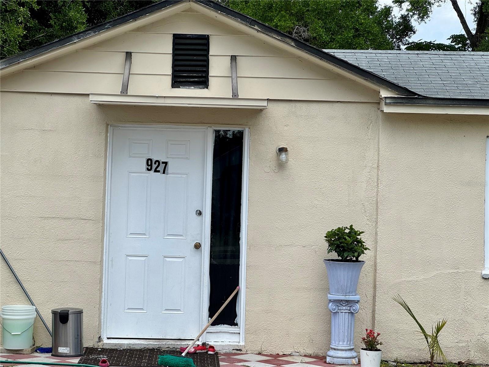 Image 4 of 25 For 925 19th Street