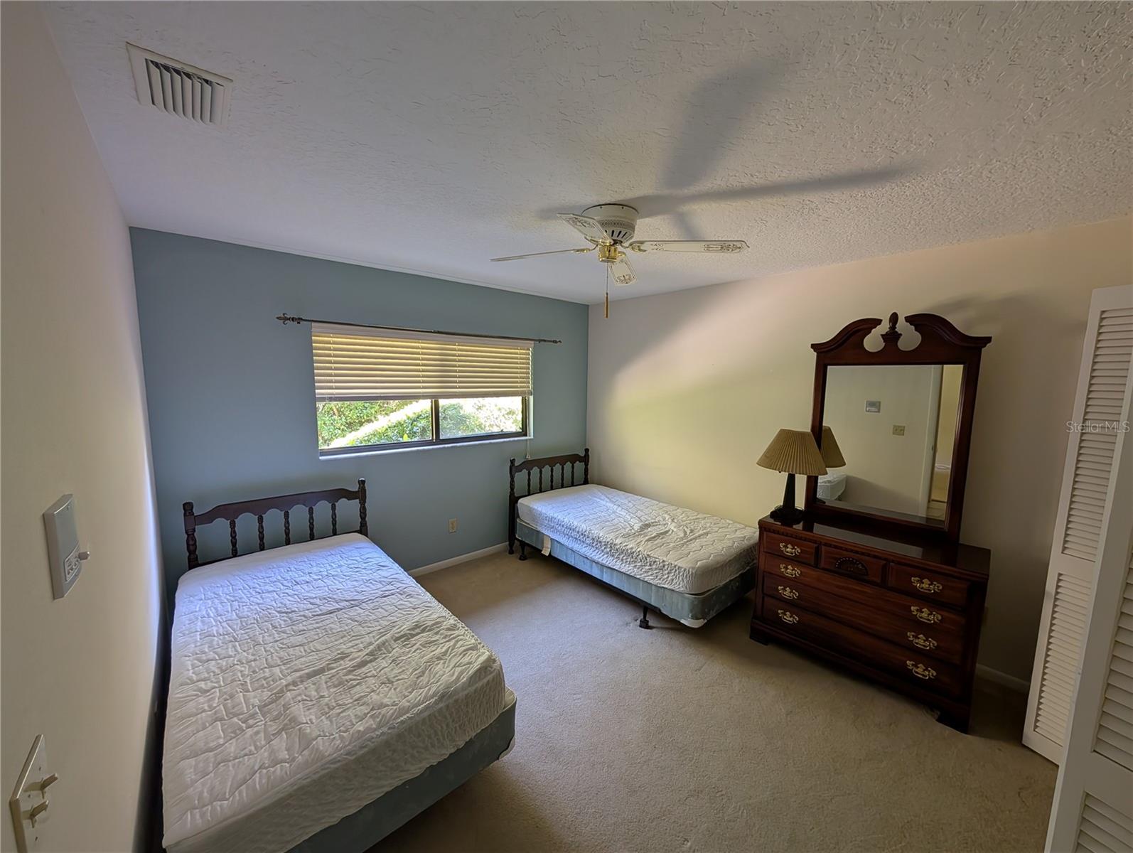 Image 11 of 13 For 5701 Ainsworth Court W
